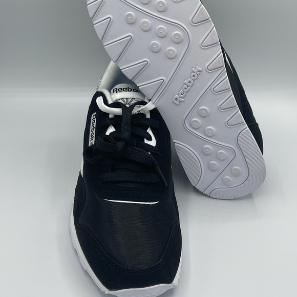 Reebok Classic Nylon Men’s Sneaker New - Picture 5 of 6